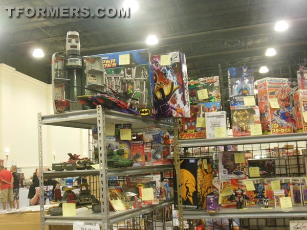 BotCon 2013   The Transformers Convention Dealer Room Image Gallery   OVER 500 Images  (287 of 582)